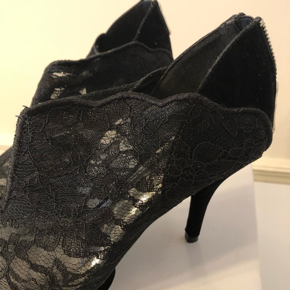 CATO Black Lace Peep Toe Heels - Picture 4 of 8
